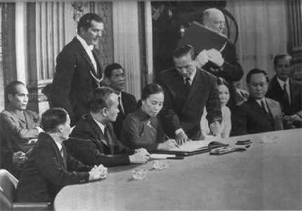 Seminar looks back at Paris Peace Accords  - ảnh 1